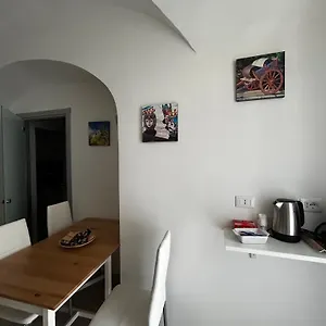  Appartamento G House 100 Italia